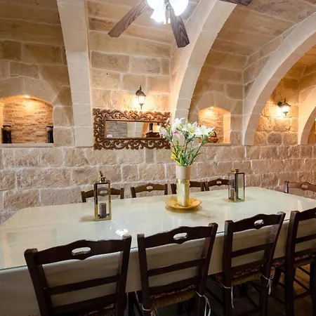 Villa Ta' Gigi 5 Bedroom Farmhouse With Private Pool Gharb (Gozo)