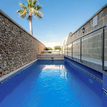 Villa Ta' Gigi 5 Bedroom Farmhouse With Private Pool Gharb (Gozo)