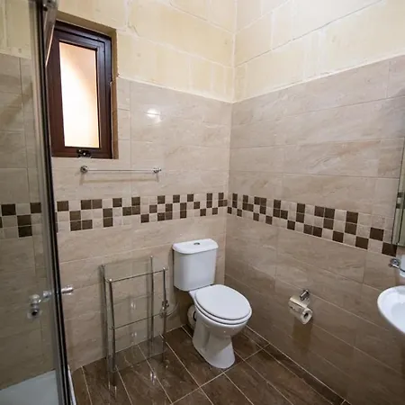 Ta' Gigi 5 Bedroom Farmhouse With Private Pool